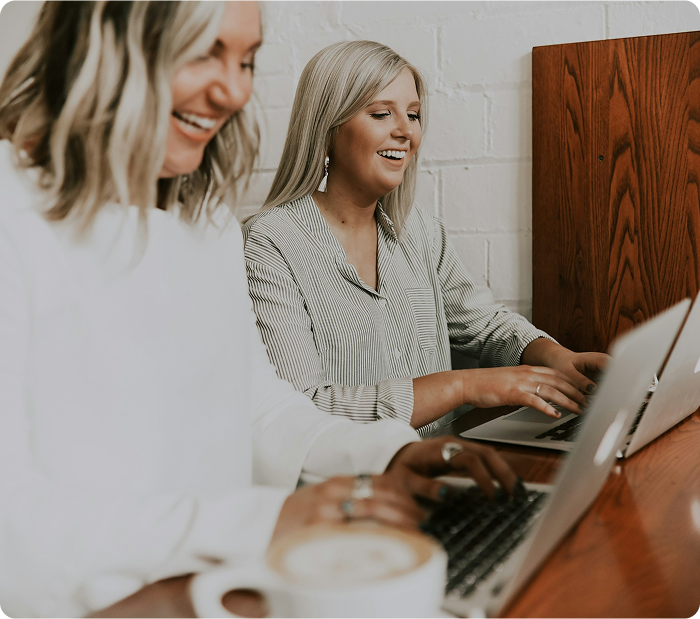 Toplantı ve iş görüşmesi görseli